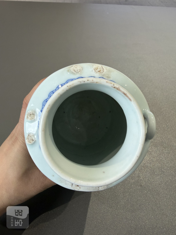 清康熙 青花缠枝莲纹筒瓶 - 图10